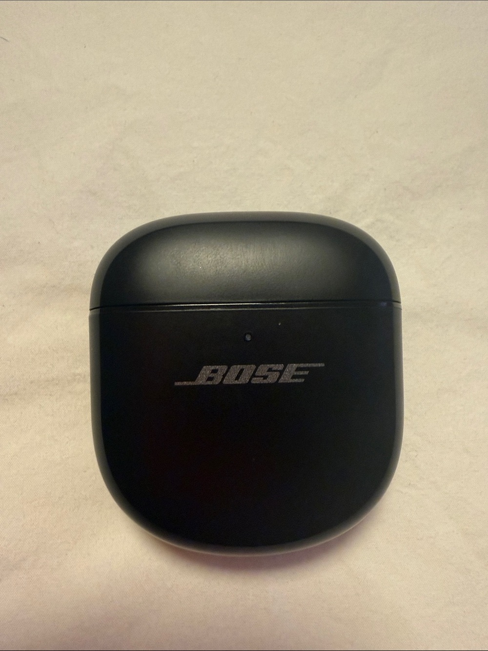 Bose Matte Black Earbuds Charging Case